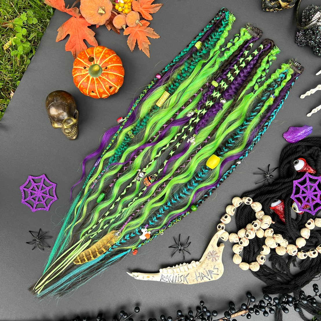 Halloween Set of 4 CLIPS! With dreads and braids, brushable curls! Black, green, purple and turquoise! Spooky decorated with charms and beads, feather and ribbons! Easy installation! HALLOWEEN485