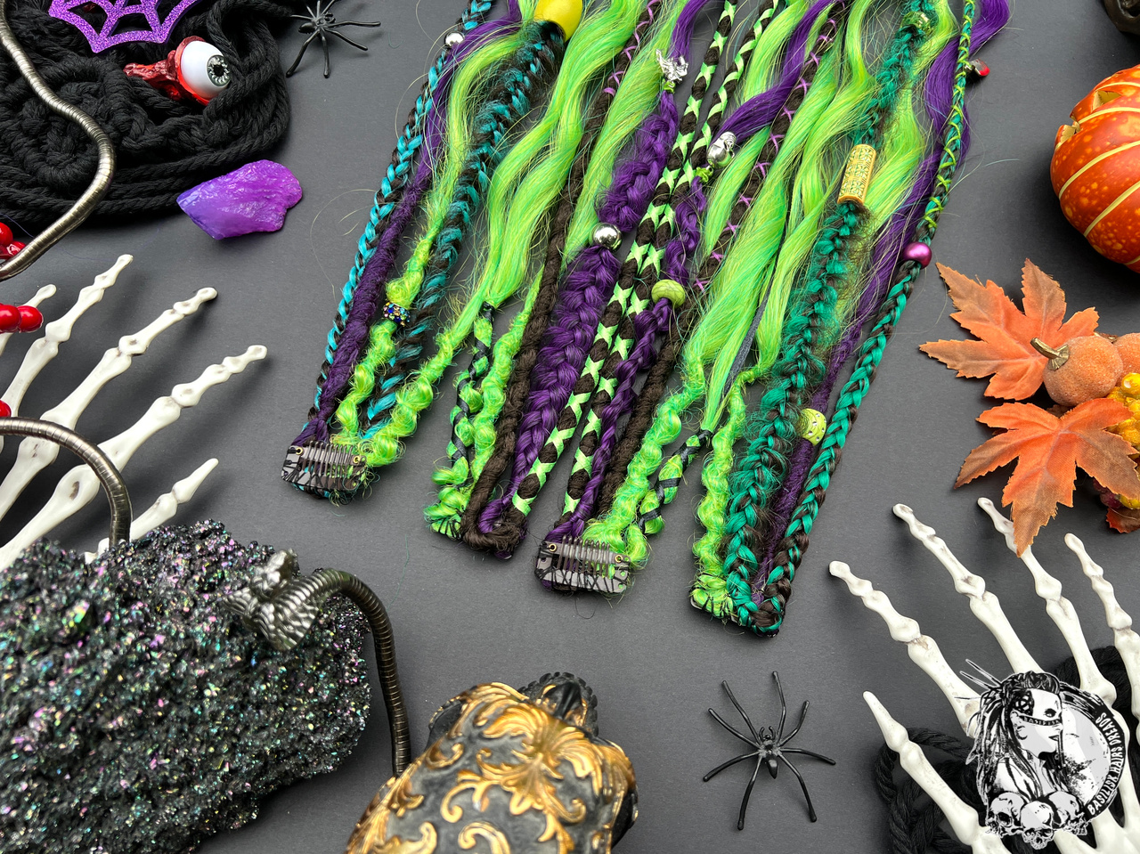 Halloween Set of 4 CLIPS! With dreads and braids, brushable curls! Black, green, purple and turquoise! Spooky decorated with charms and beads, feather and ribbons! Easy installation! HALLOWEEN485 - Image 3