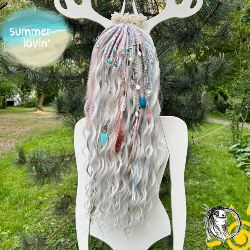 Ashen Beach! BRUSHABLE CURLS! Roots - decorated Dreads & Braids. Platinum Blonde, White and lightest Silver! Beach-inspired decorations with real shells, natural crystals, pearls and feathers! BRUSHABLE636