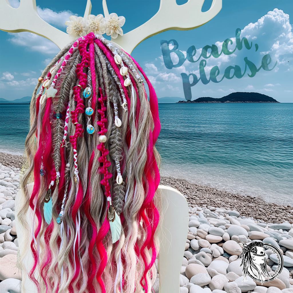 Fuchsia Coast! BRUSHABLE CURLS! Roots – decorated Dreads & Braids. Magenta Pink (Fuchsia) and soft Salt & Pepper ombre to Platinum. Beach-inspired decorations with real shells, natural crystals, pearls and feathers! BRUSHABLE635